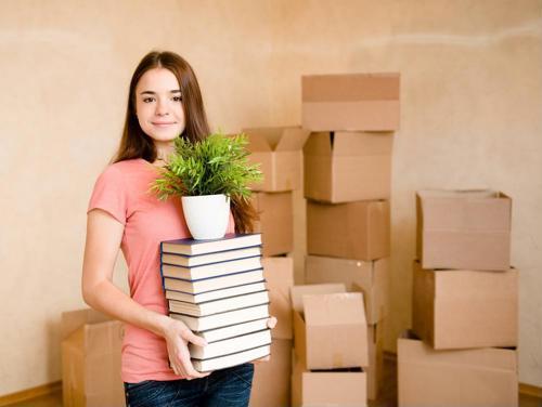 Use these strategies to help your tweens and teens adapt to a big move.