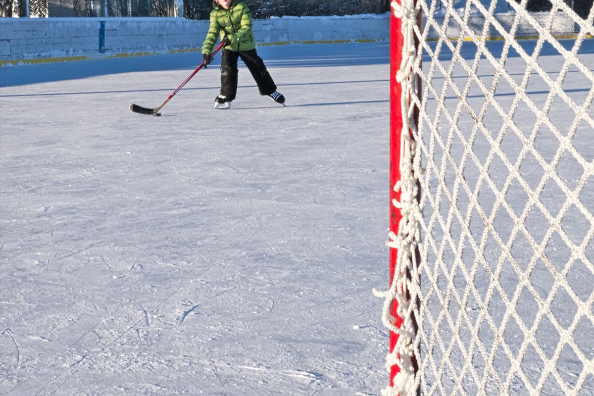 pond-hockey