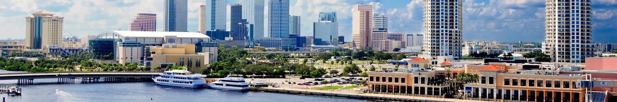 Tampa FL city next to ocean water